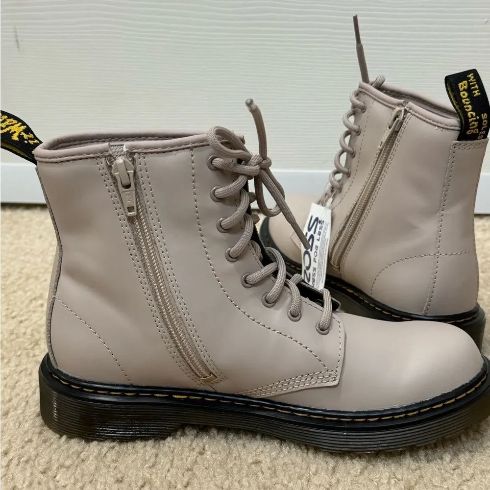 NWT Dr. Martens 1460 Big Kid Girls' Combat Boot Taupe Sz 2